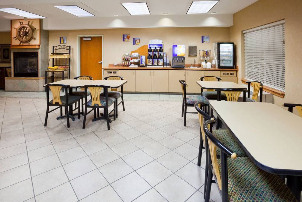 Hotel Wyndham Garden Anchorage Airport Restaurante foto